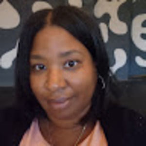 Meet your Posher, Latasha